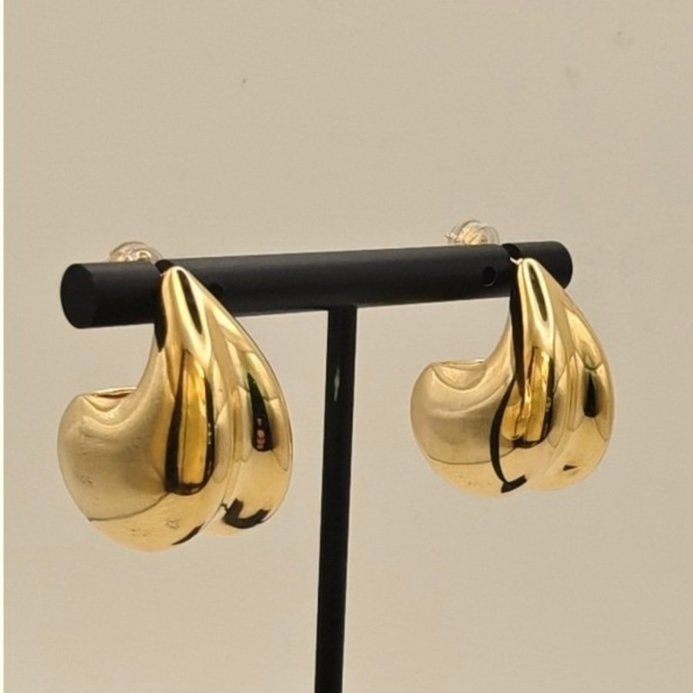 Chunky Gold Teardrop Hoop Earrings Sculptural Statement 12g 25mm